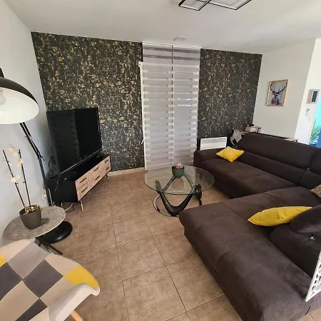 Avec Piscine Sans Vis-a-vis Вилла *